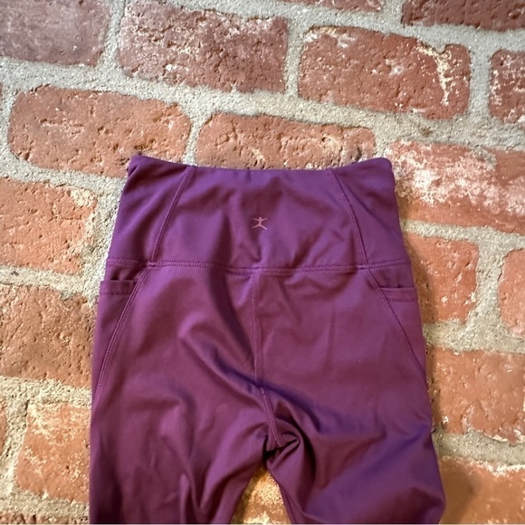 Danskin size XS purple Brushed 7/8 Legging with pockets - Picture 7 of 13